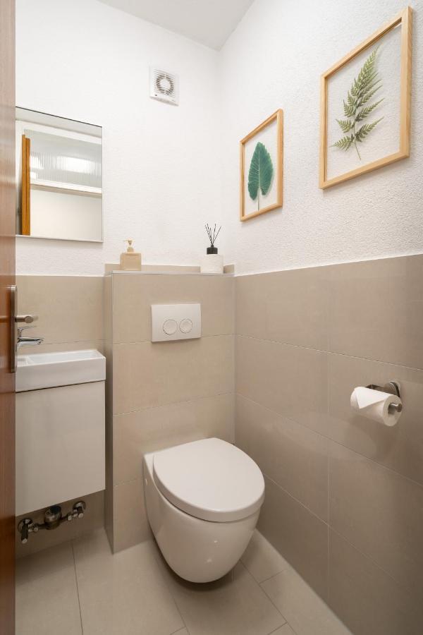 וילינגן-שוונינגן Unique Zentral Gelegene 2 Zimmer Maisonettewohnung Inkl Tiefgaragenplatz מראה חיצוני תמונה