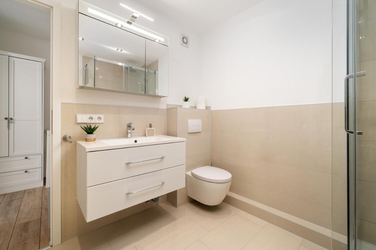 וילינגן-שוונינגן Unique Zentral Gelegene 2 Zimmer Maisonettewohnung Inkl Tiefgaragenplatz מראה חיצוני תמונה